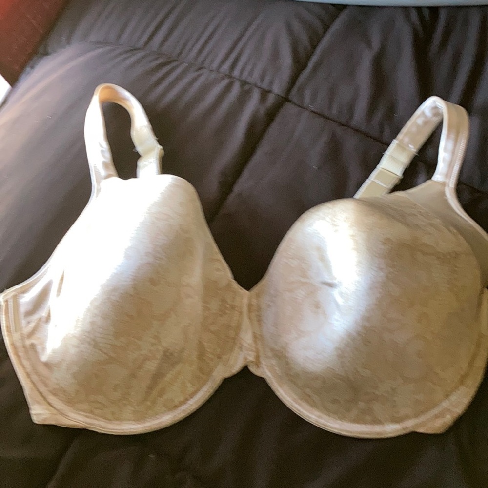 NWOT Playtex bra
